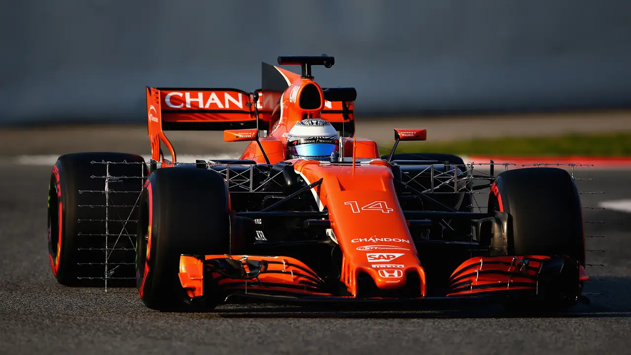 El nuevo McLaren de Alonso rueda en Montmeló El nuevo McLaren de Alonso rueda en Montmeló