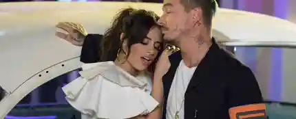 Camila Cabello y J Balvin en el videoclip de 'Hey Ma' Camila Cabello y J Balvin en el videoclip de 'Hey Ma'