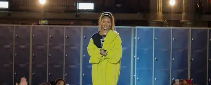 Rihanna en un desfile en París Rihanna en un desfile en París