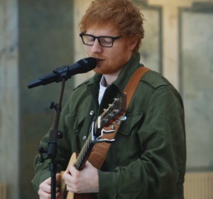 Ed Sheeran versiona 'Love Yourself' de Justin Bieber Ed Sheeran versiona 'Love Yourself' de Justin Bieber