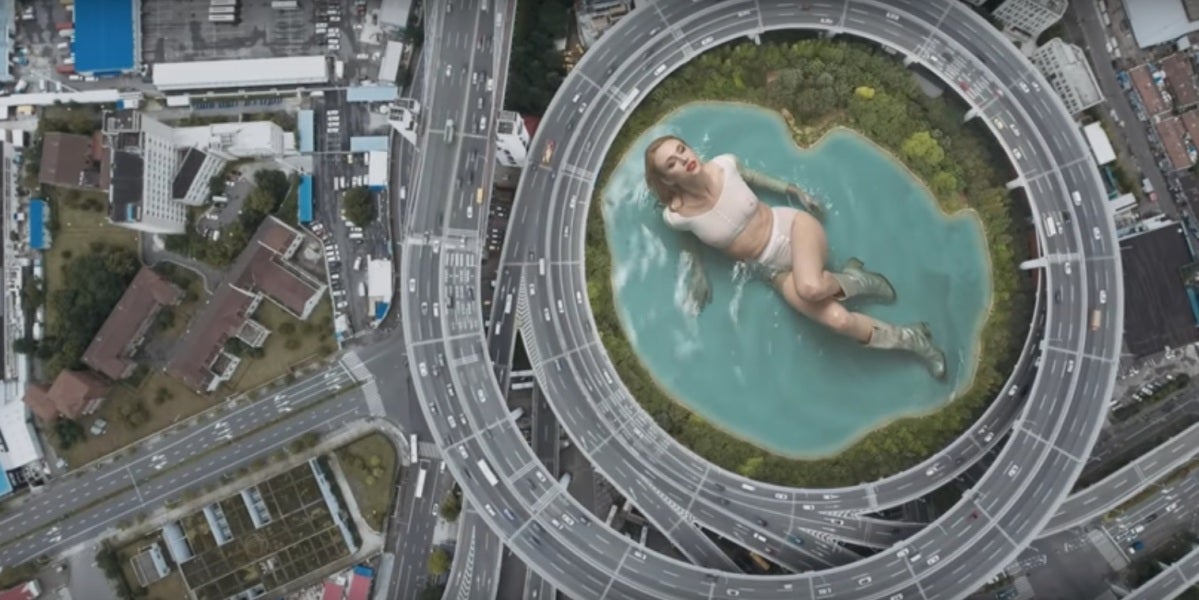 El rapero Tommy Cash lanza "Surf"
