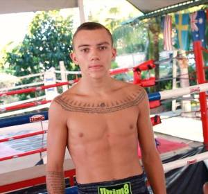 El luchador de Muay Thai, Jordan Coe El luchador de Muay Thai, Jordan Coe