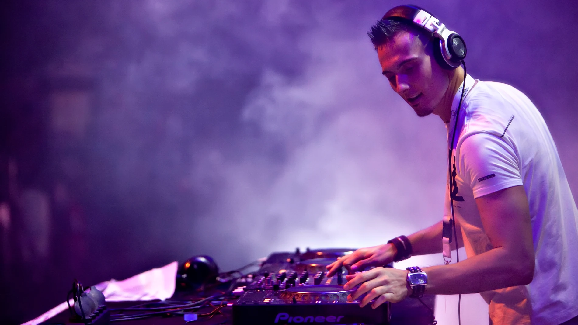 DJ Xavi Alfaro DJ Xavi Alfaro