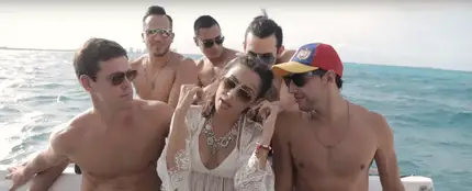 Luna Viper y La Sirena hacen la versión femenina del 'Cuatro Babys' de Maluma Luna Viper y La Sirena hacen la versión femenina del 'Cuatro Babys' de Maluma