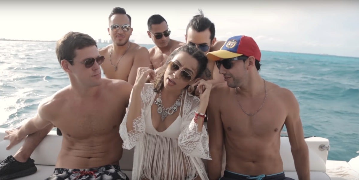 Luna Viper y La Sirena hacen la versión femenina del 'Cuatro Babys' de Maluma