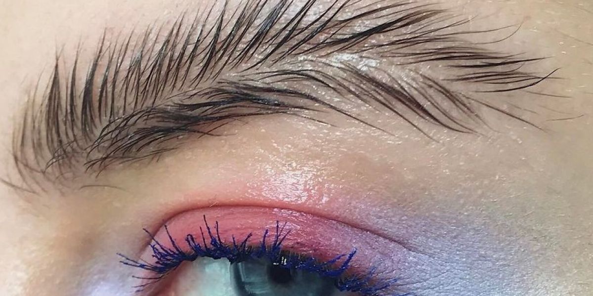 Las "cejas pluma", última tendencia en Instagram