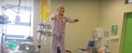 Una niña hospitalizada baila el 'Despacito' de Luis Fonsi Una niña hospitalizada baila el 'Despacito' de Luis Fonsi