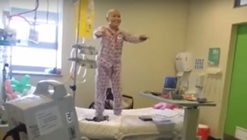 Una niña hospitalizada baila el 'Despacito' de Luis Fonsi