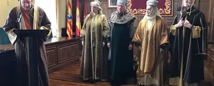 Boda medieval tras reencontrarse por Facebook Boda medieval tras reencontrarse por Facebook