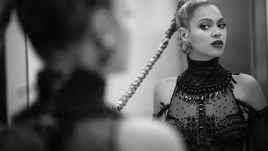 Beyonc&eacute; lanza un programa de becas para mujeres estudiantes