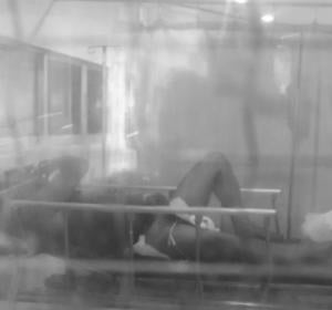 Hombre hospitalizado después de que su mujer le corte el pene Hombre hospitalizado después de que su mujer le corte el pene