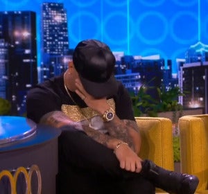 Wisin llora al recordar a su hija en un programa de televisión Wisin llora al recordar a su hija en un programa de televisión