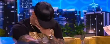 Wisin llora al recordar a su hija en un programa de televisión Wisin llora al recordar a su hija en un programa de televisión