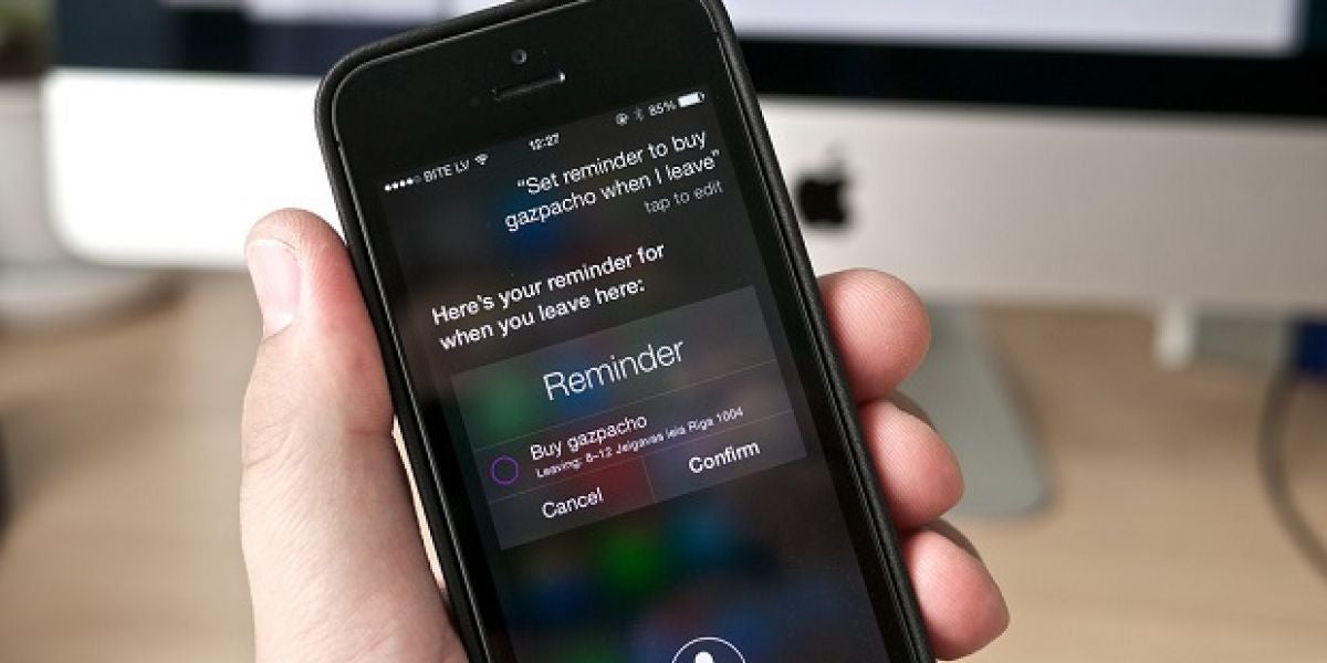 Siri en un iPhone