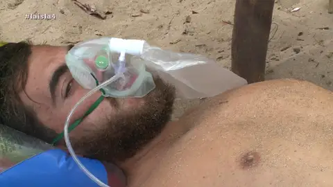 Juan es atendido por los médicos en La Isla Juan es atendido por los médicos en La Isla