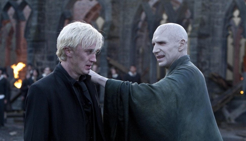 Draco Malfoy y Voldemort en la Batalla de Hogwarts Draco Malfoy y Voldemort en la Batalla de Hogwarts