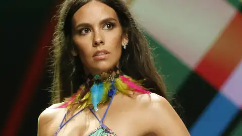 Cristina Pedroche debuta como en la pasarela con un bikini de Calima Cristina Pedroche debuta como en la pasarela con un bikini de Calima