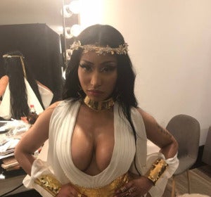 Nicki Minaj posa muy sexy en Instagram Nicki Minaj posa muy sexy en Instagram