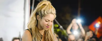 Shakira Shakira