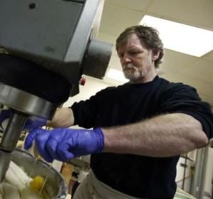 Jack Phillips, el pastelero que se negó a hacer una tarta de bodas para una pareja gay Jack Phillips, el pastelero que se negó a hacer una tarta de bodas para una pareja gay
