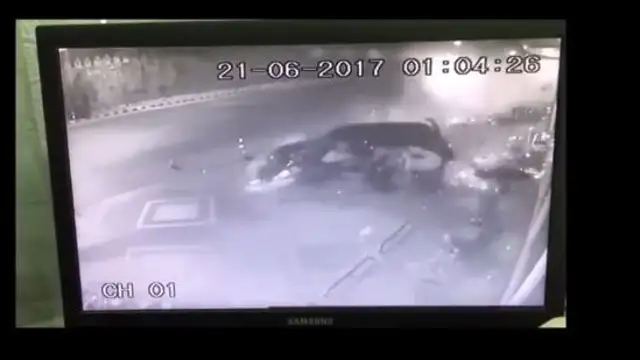 Un hombre muere en un accidente de coche mientras tenía sexo con una pasajera