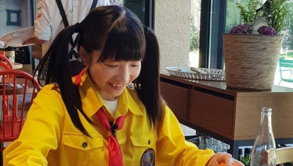Moeazu, la japonesa que se come 11 paellas en 3 días