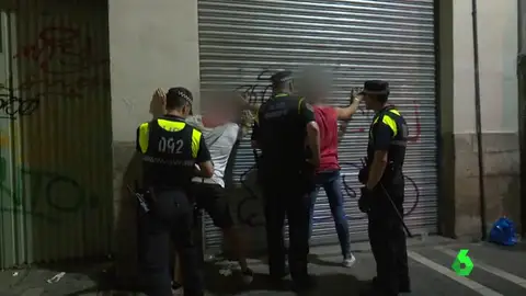 Robos, desalojos, peleas, agresiones machistas... la intensa labor de la Policía de Pamplona durante San Fermin Robos, desalojos, peleas, agresiones machistas... la intensa labor de la Policía de Pamplona durante San Fermin
