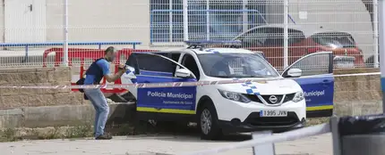 Un coche de los Mossos d'esquadra en Gavá, en Barcelona Un coche de los Mossos d'esquadra en Gavá, en Barcelona
