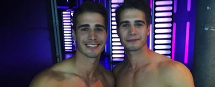 ¿Está bien el incesto gay entre dos hermanos gemelos? ¿Está bien el incesto gay entre dos hermanos gemelos?