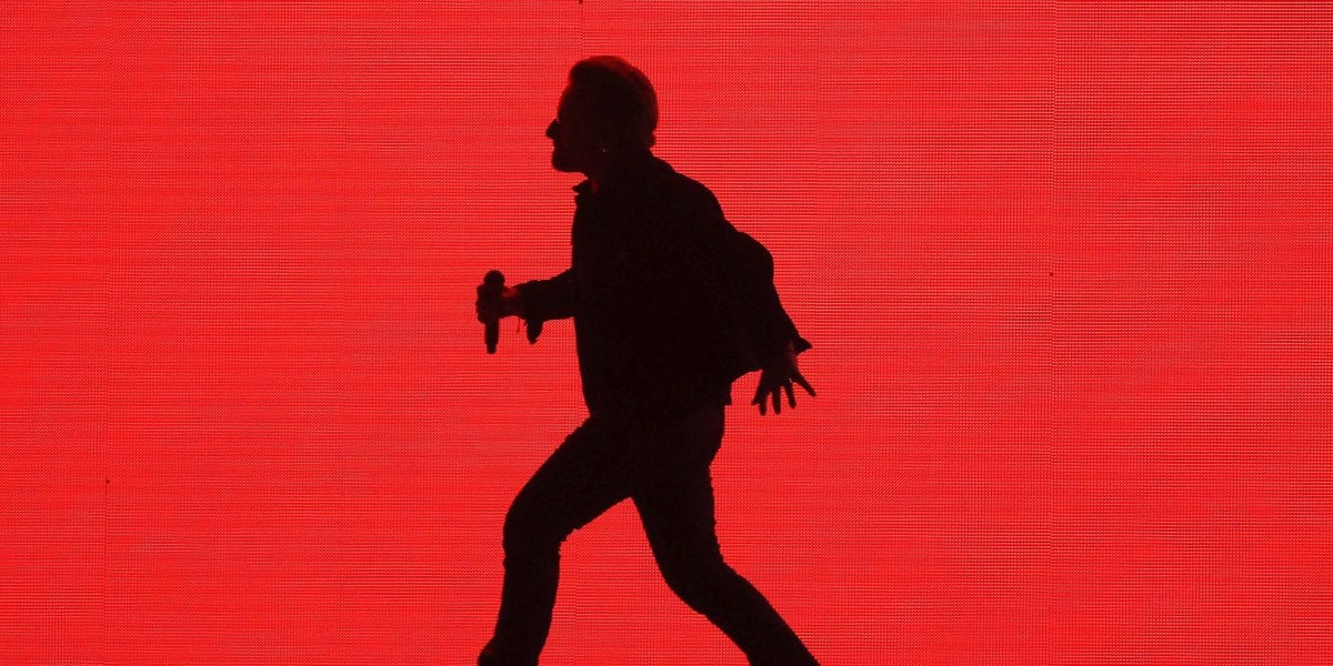 Bono en el concierto de U2 en Barcelona
