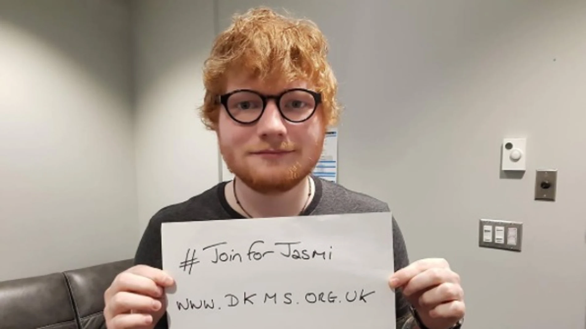 Ed Sheeran busca un donante de sangre en Instagram para ayudar a una niña de 7 años Ed Sheeran busca un donante de sangre en Instagram para ayudar a una niña de 7 años