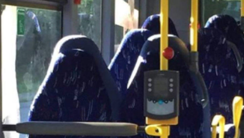 Imagen que confudió a los racistas con un burka