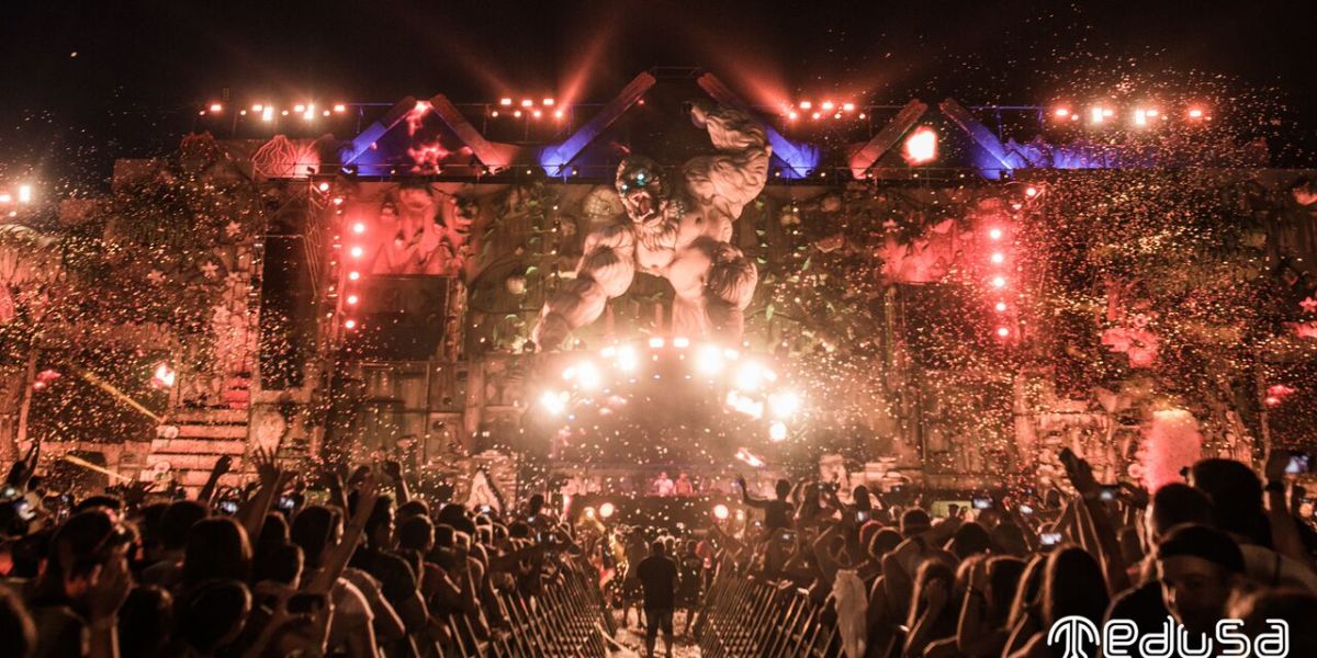 Hardwell en el mainstage de Medusa Sunbeach Festival 2017