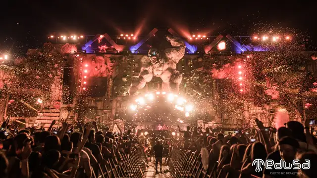 Hardwell en el mainstage de Medusa Sunbeach Festival 2017