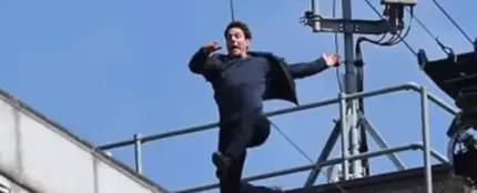 Momento del salto de Tom Cruise Momento del salto de Tom Cruise