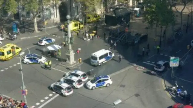 Imagen de Las Ramblas tras el atropello masivo
