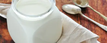 Cada yogur es mundo. Descubre cuántas calorías y azúcar tienen Cada yogur es mundo. Descubre cuántas calorías y azúcar tienen