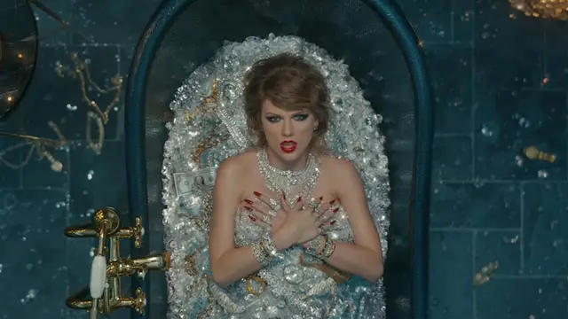 Taylor Swift en el videoclip de 'Look What You Make Me Do'