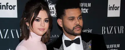 Selena Gomez y The Weeknd en la fiesta de Harper's Bazaar Selena Gomez y The Weeknd en la fiesta de Harper's Bazaar