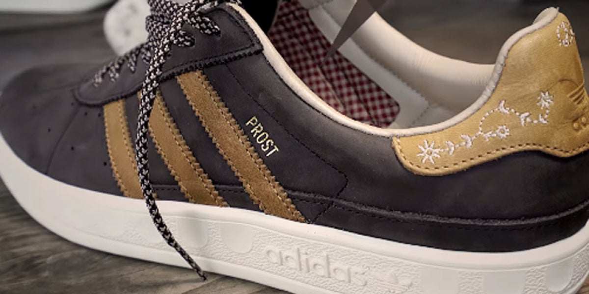 Zapatillas Adidas con repelente de vómito y cerveza