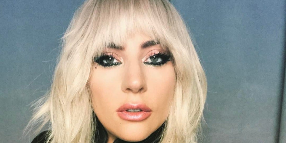 Lady Gaga explica que la enfermedad que padece es fibromialgia