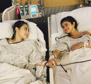 Selena Gomez se somete a un trasplante de riñón Selena Gomez se somete a un trasplante de riñón