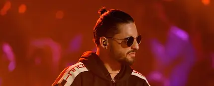 Maluma durante su actuación en los Premios Juventud 2017 Maluma durante su actuación en los Premios Juventud 2017