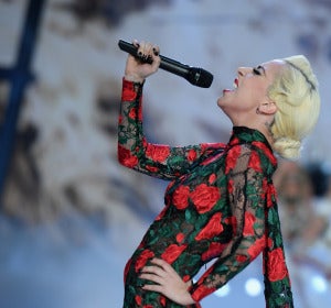 Lady Gaga durante su actuación en el desfile de Victoria's Secret Fashion Show 2016 Lady Gaga durante su actuación en el desfile de Victoria's Secret Fashion Show 2016