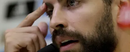 Gerard Piqué, durante su comparecencia ante los medios Gerard Piqué, durante su comparecencia ante los medios