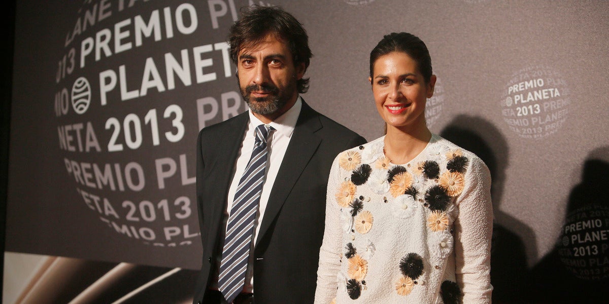 Nuria Roca, junto a su marido Juan del Val, en el Premio Planeta 2013
