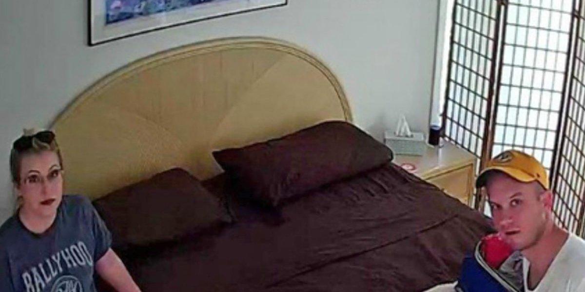 Una pareja descubre que ha sido grabada en el apartamento alquilado