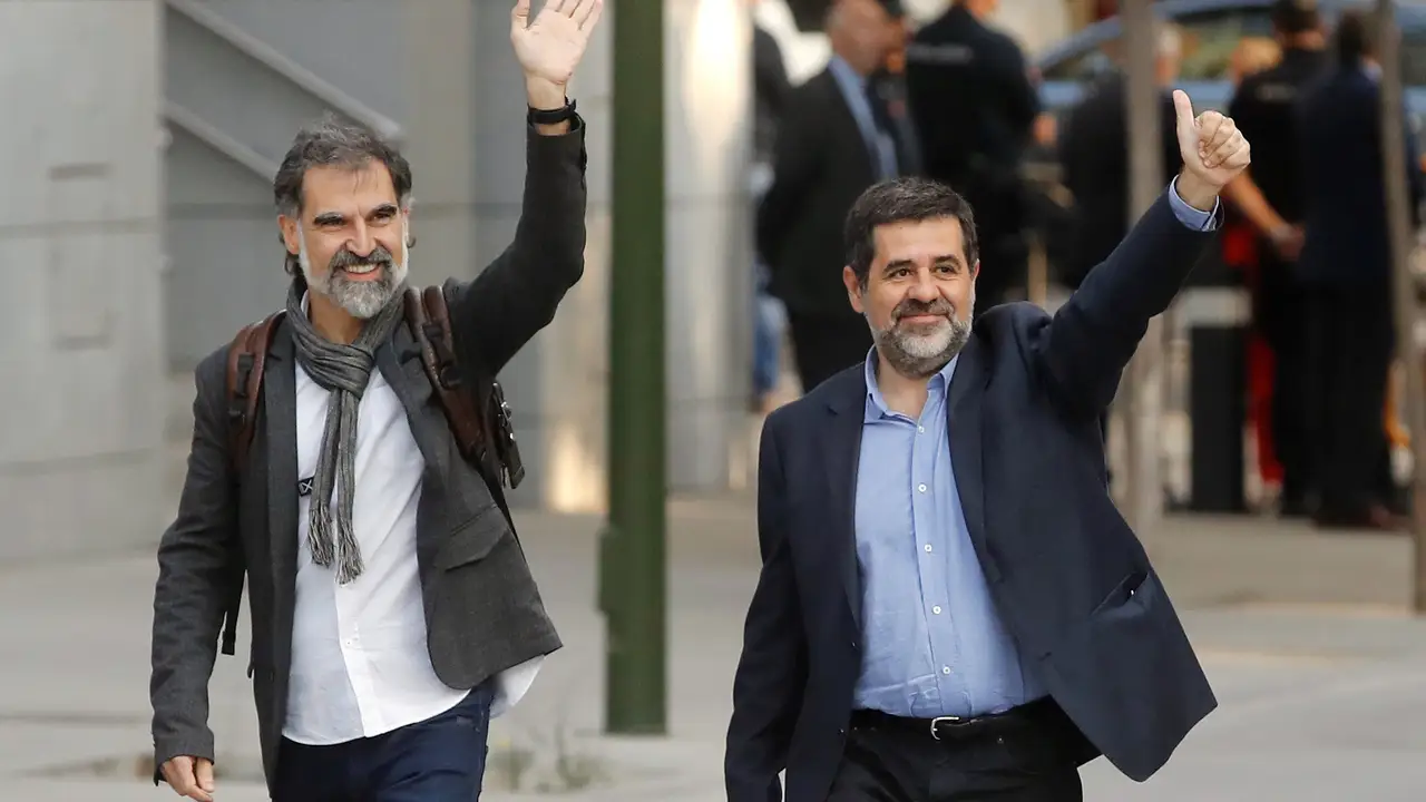 Jordi Cuixart, líder de Òmnium Cultural, y Jordi Sànchez, dirigente de la ANC, en una imagen de archivo. Jordi Cuixart, líder de Òmnium Cultural, y Jordi Sànchez, dirigente de la ANC, en una imagen de archivo.