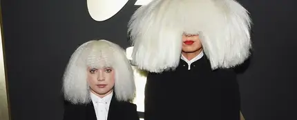 Sia y Maddie Ziegler Sia y Maddie Ziegler