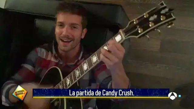Pablo Alborán "vacila" a Pablo Motos en el reto musical